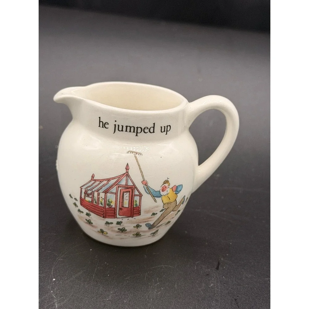 Wedgwood Peter Rabbit Creamer Pitcher Beatrix Potter Etruria Barlaston England